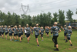 參加領(lǐng)袖夏令營為孩子的假期染上青春的色彩