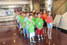 參加夏令營活動開啟孩子領袖潛能