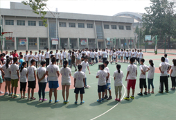 名校領(lǐng)袖夏令營(yíng)成為孩子的終身的財(cái)富