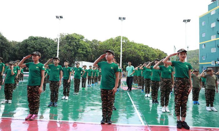 領(lǐng)袖夏令營