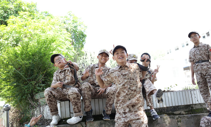 柳州軍事夏令營多少錢