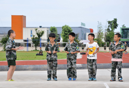 參加柳州小學生夏令營提高自信