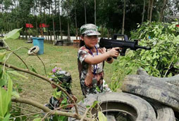 暑假柳州附近哪里有青少年參加的軍事夏令營？