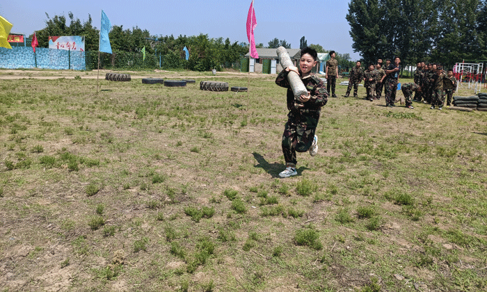 溧陽(yáng)軍事夏令營(yíng)的安全保障.gif