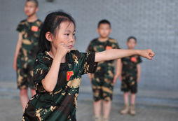 勵戰(zhàn)營地夏令營培養(yǎng)孩子的學(xué)習(xí)能力！
