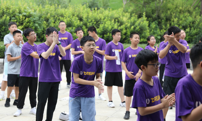 參加勵(lì)志營(yíng)夏令營(yíng)提高孩子學(xué)習(xí)興趣！.jpg