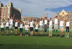 想不想培養(yǎng)一個(gè)自信滿滿的孩子