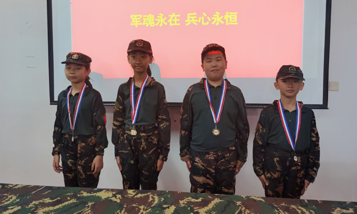 合影
