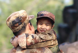 為孩子建立好的學習習慣來參加六安青少年軍事夏令營