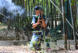 參加廬山夏令營度過一個(gè)快樂輕松的精彩假期