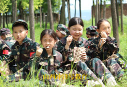 孩子參加呂梁小學(xué)生軍事夏令營有哪些好處
