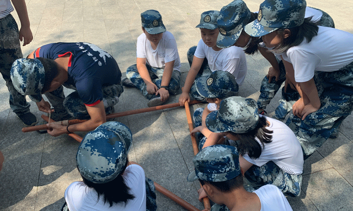 呂梁軍事夏令營.gif