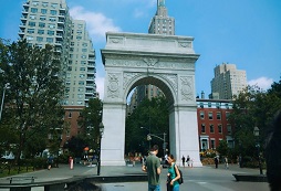 參加領(lǐng)袖成長(zhǎng)夏令營(yíng)感受?chē)?guó)際活動(dòng)魅力