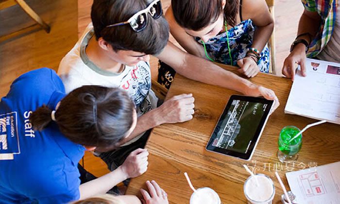 領(lǐng)袖成長(zhǎng)夏令營(yíng)