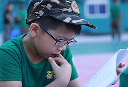 參加深圳領(lǐng)袖童軍夏令營突破內(nèi)化動(dòng)力