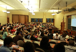 參加國際夏令營應(yīng)該注意什么？