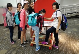參加高中生留學(xué)體驗(yàn)感受世界不同文化