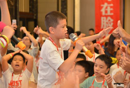 2024孩子參加李陽英語夏令營有用嗎？