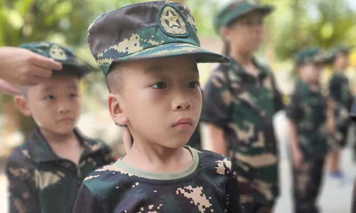孩子們在雷鷹突擊特訓(xùn)軍事夏令營有哪些收獲