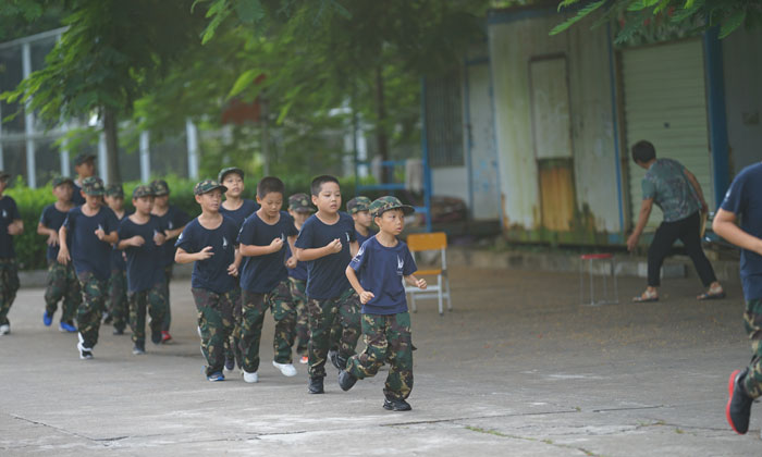 廣東省軍事化夏令營報名