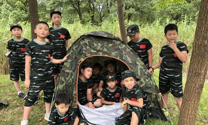 上海青少年軍事特訓營