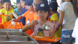 參加國內(nèi)夏令營兒童活動(dòng)好嗎?