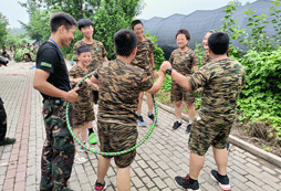 2024國內(nèi)馬術(shù)夏令營費(fèi)用是多少？
