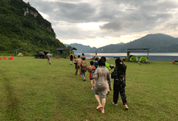 戶外露營(yíng)