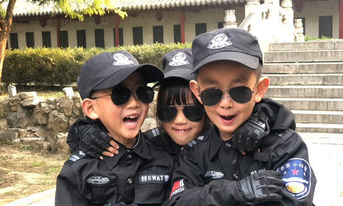 看看誰(shuí)瞄的準(zhǔn)