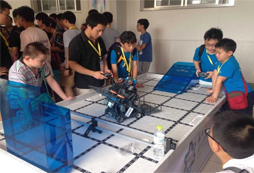10歲以下的孩子可以參加碼高機器人夏令營嗎？