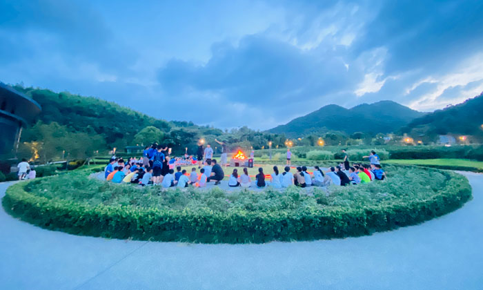 篝火晚會(huì)