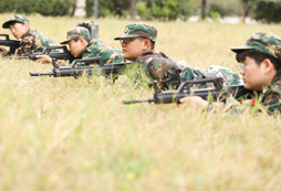 綿陽兒童軍事夏令營給孩子一個不同的七月！