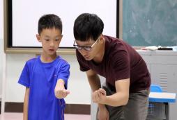 暑期參加魔術(shù)夏令營注意事項有哪些