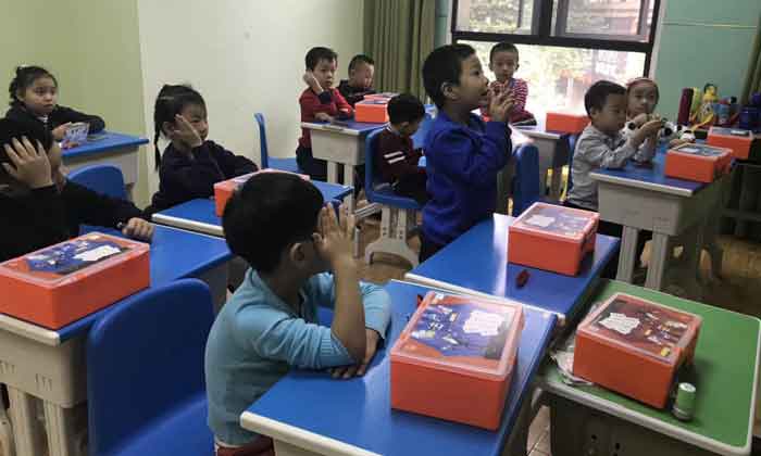 青少年魔術(shù)夏令營(yíng)