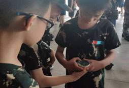 南昌小學(xué)生軍事夏令營(yíng)培養(yǎng)孩子良好的習(xí)慣