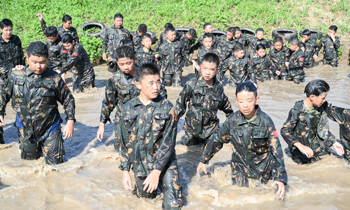 南京軍事夏令營(yíng)多少錢