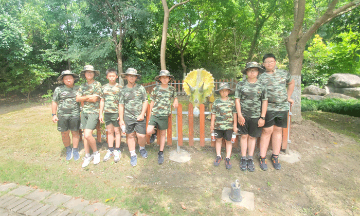 南京軍事夏令營學(xué)費(fèi)多少
