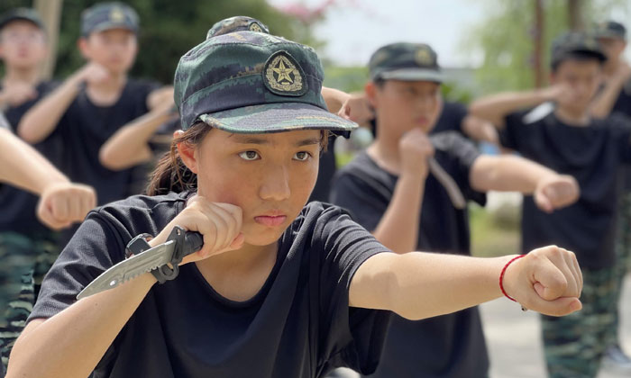 南京軍事夏令營多少錢一個月