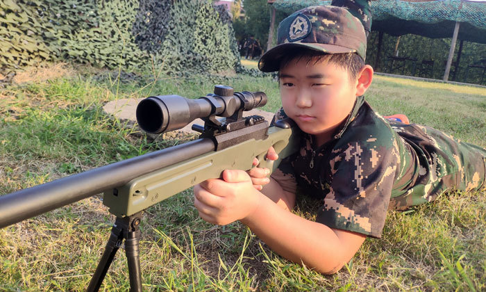 南京14天軍事夏令營(yíng)什么價(jià)格