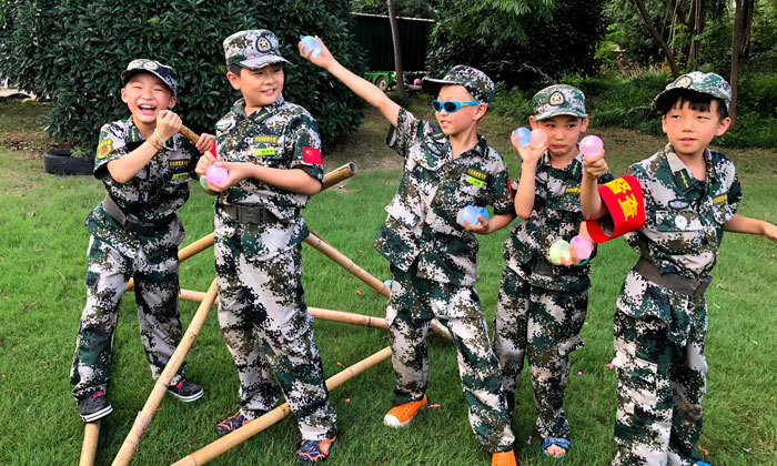 南京暑假軍訓(xùn)夏令營(yíng)費(fèi)用