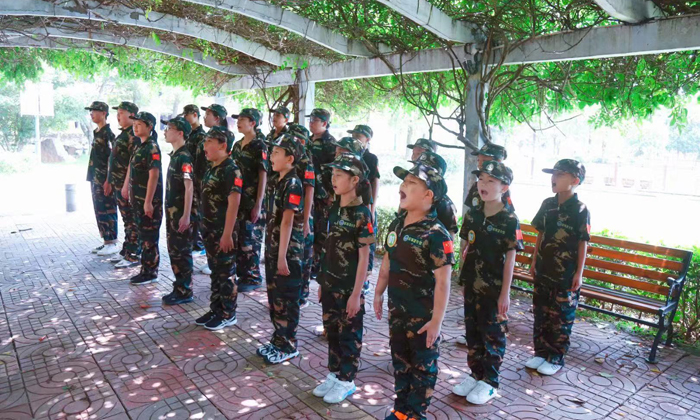 南京軍事夏令營報名多少錢