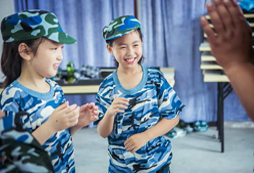 南京軍旅夏令營讓青少年體驗全新的生活方式