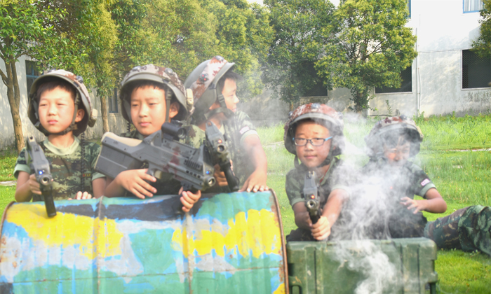 軍旅體驗(yàn)培養(yǎng)孩子的優(yōu)秀軍人品質(zhì)