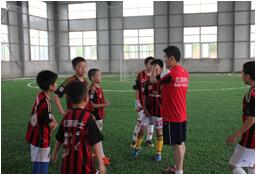 想不想讓孩子來參加南京青少年運動夏令營？