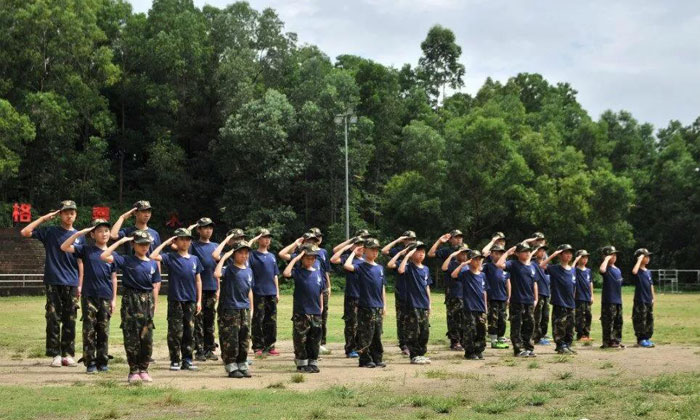 南京軍事夏令營(yíng)