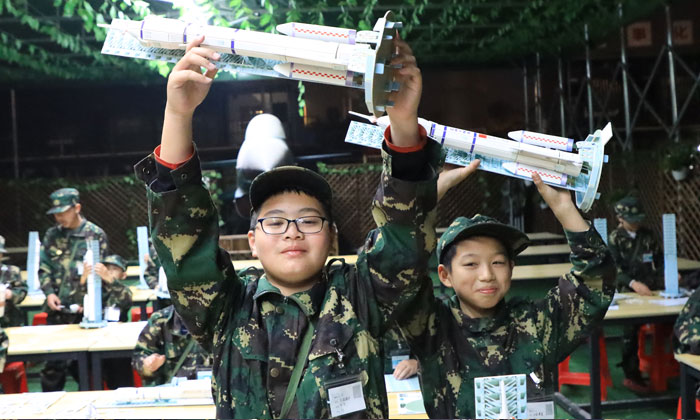 南寧軍事夏令營(yíng)多少錢