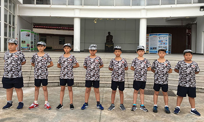 青少年參加南寧軍事夏令營有什么收獲？.jpg