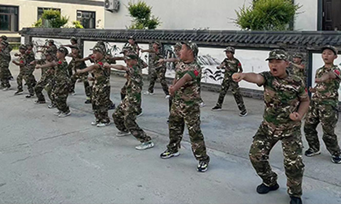 兵鋒教育夏令營(yíng)