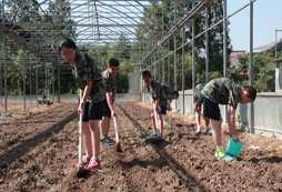 寧波軍事夏令營能夠培養(yǎng)孩子的自信