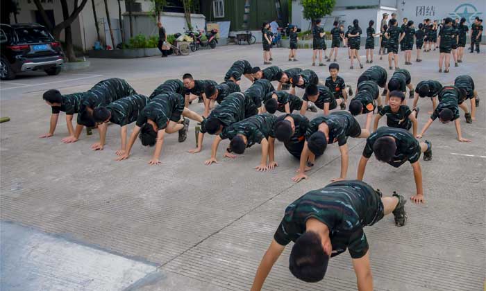 寧波軍訓(xùn)夏令營(yíng)報(bào)名費(fèi)用